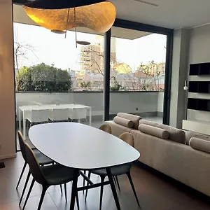 Bosco Verticale Apart-hotel Milão