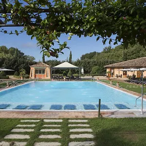 Il Piccolo Castello 4*, Monteriggioni Olaszország